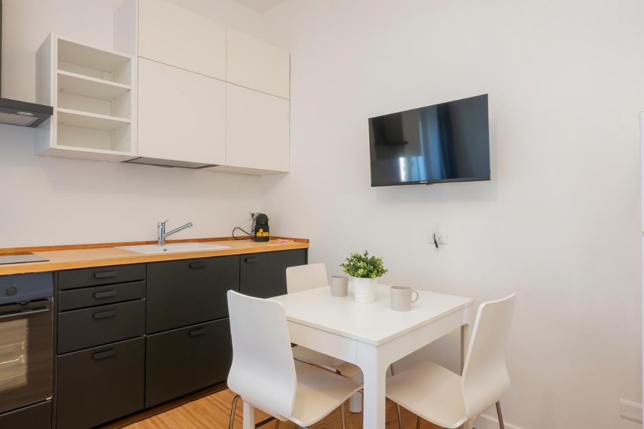 I Host Apartment - Fiuggi 59 Mailand Exterior foto